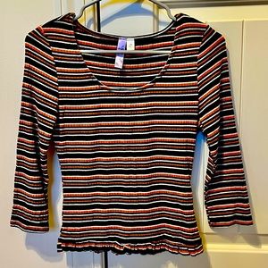EUC Francesca’s Women’s Size XS Long Sleeved Shirt
